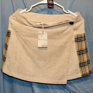 Hem & Thread sz L Wrap mini Skirt